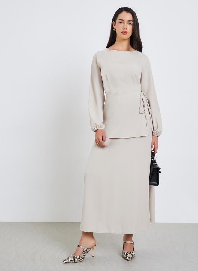 ستايلي فستان طويل بتفاصيل أربطة - Image 1